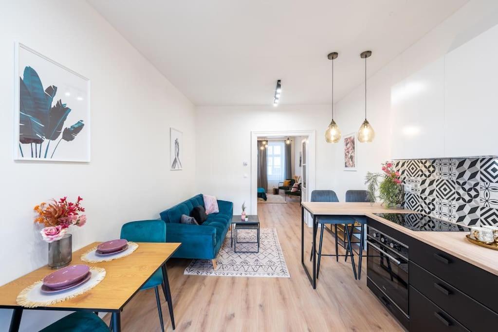 Sweet Cozy Close To Mala Strana Apartamento Praga